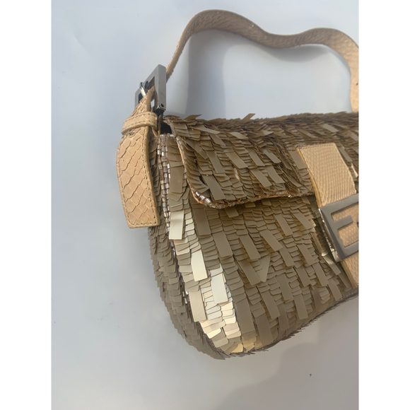 Fendi Baguette in Gold sequins and python leather - Picture 8 of 15